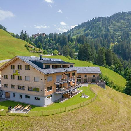 Hus23 With Wellness Apartman Schröcken Kültér fotó