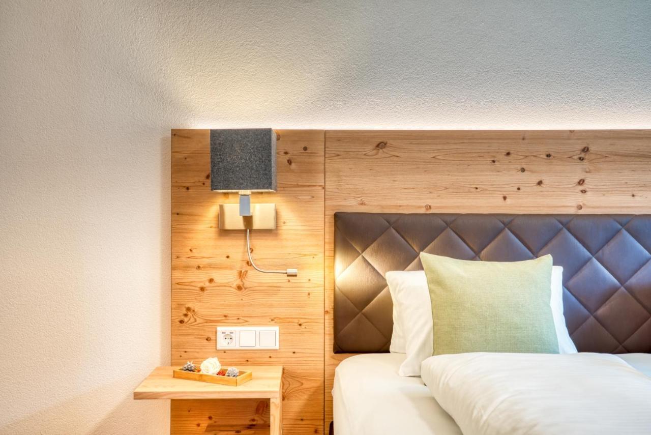 Hus23 With Wellness Apartman Schröcken Kültér fotó