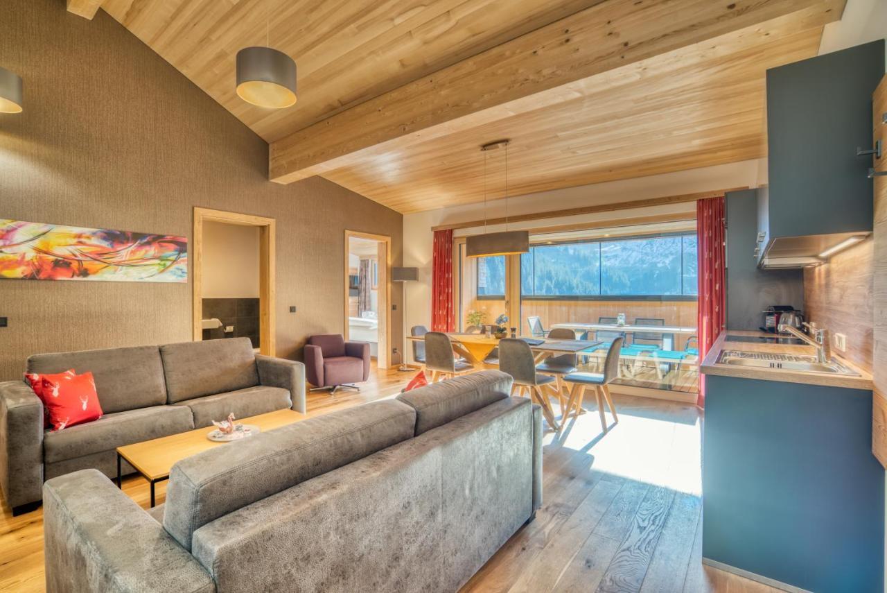 Hus23 With Wellness Apartman Schröcken Kültér fotó