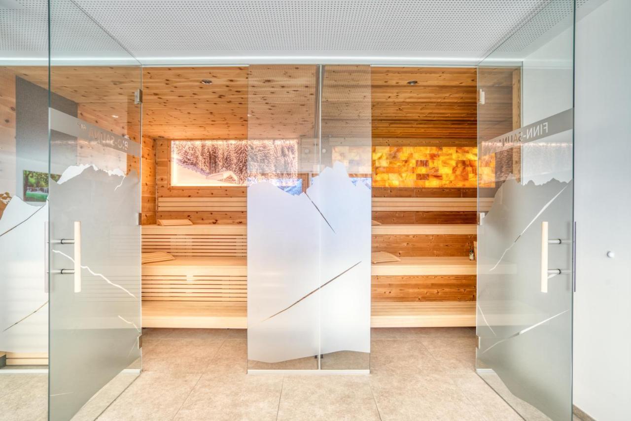 Hus23 With Wellness Apartman Schröcken Kültér fotó