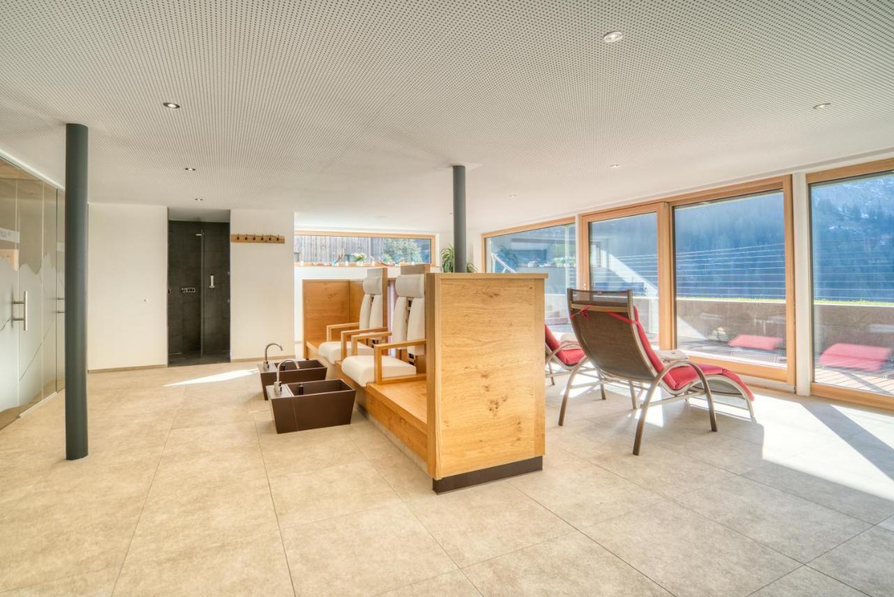 Hus23 With Wellness Apartman Schröcken Kültér fotó