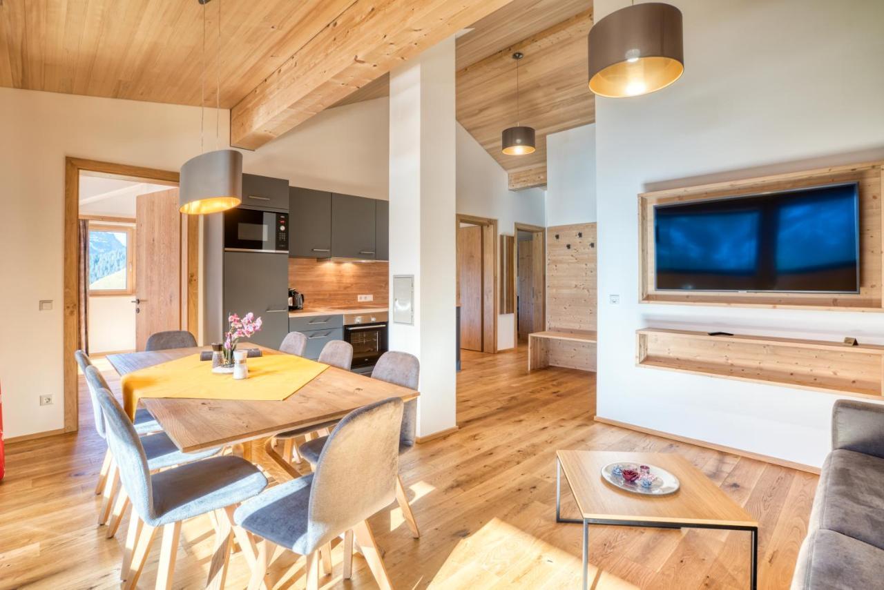 Hus23 With Wellness Apartman Schröcken Kültér fotó