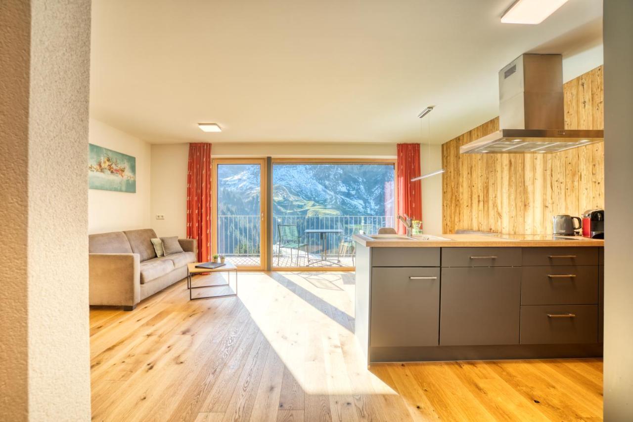 Hus23 With Wellness Apartman Schröcken Kültér fotó